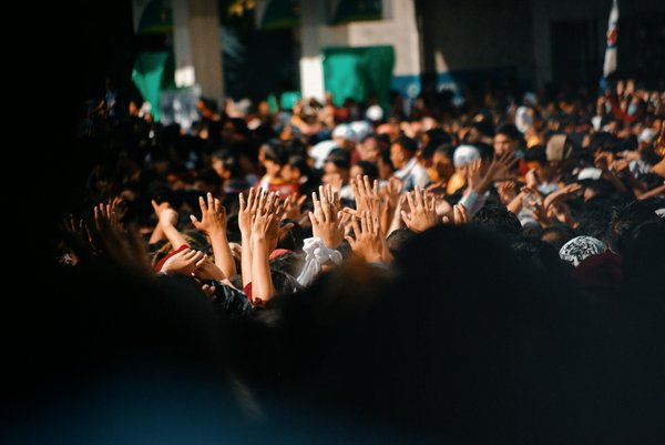 Boule disco soirée : transformez votre fête avec style